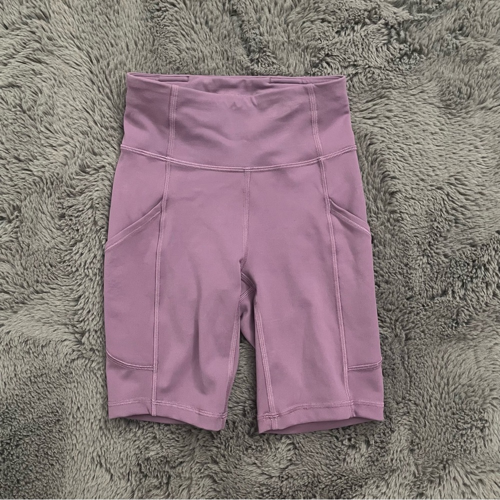 Lululemon Invigorate High Rise Short 8" with Pockets